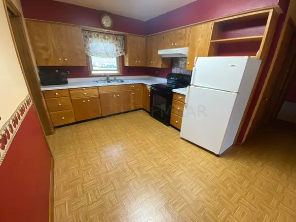 110 S 4TH ST W, Ada, MN 56510