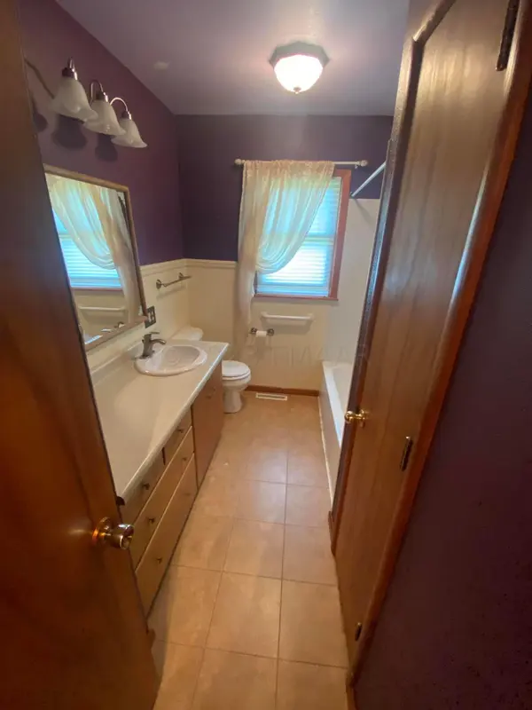 110 S 4TH ST W, Ada, MN 56510