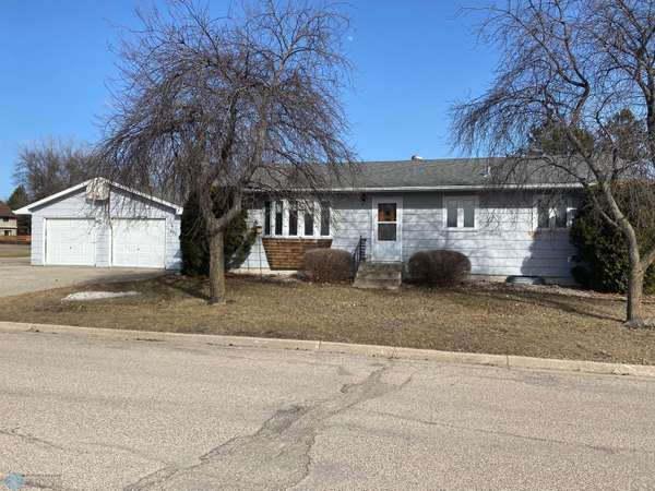 920 WALSH ST,  Crookston,  MN 56716
