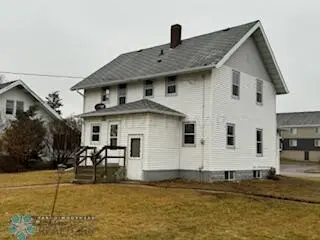 101 1ST ST E, Ada, MN 56510