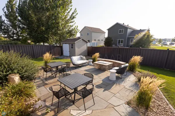 3102 6TH ST E, West Fargo, ND 58078
