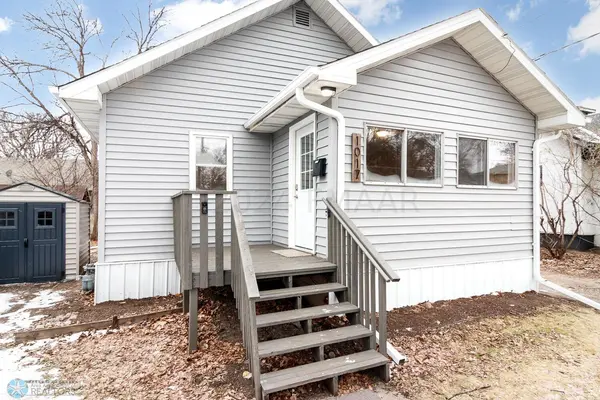 1017 14 ST S, Fargo, ND 58103