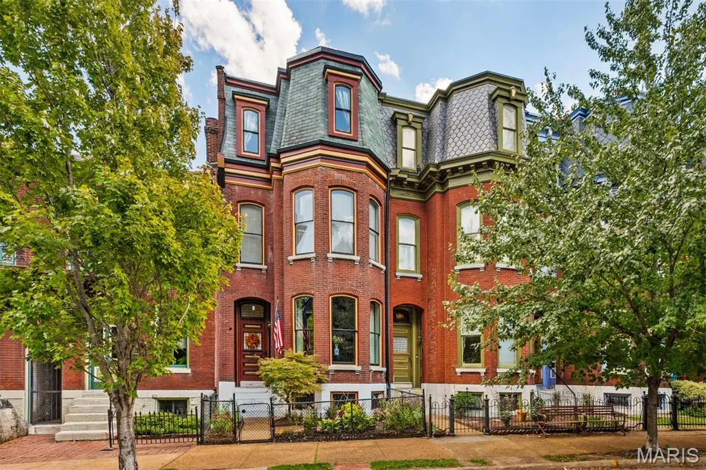 2620 S 12th ST, St Louis, MO 63118