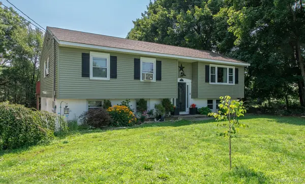 10 Lakeview CT, Poughkeepsie, NY 12603
