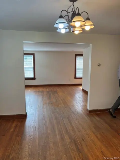 27 Washington AVE, Sloatsburg, NY 10974