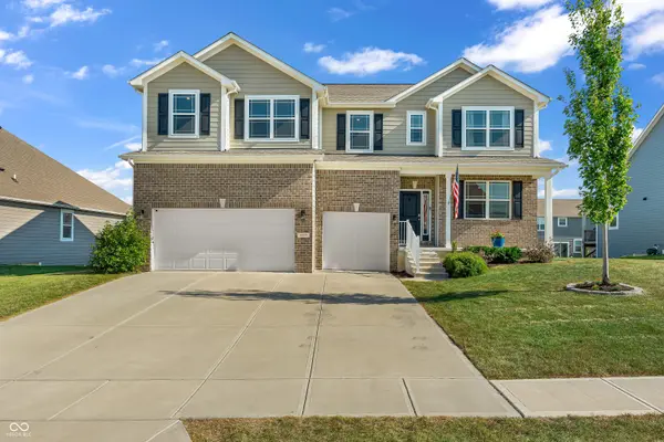 6889 Bryant PL, Plainfield, IN 46168