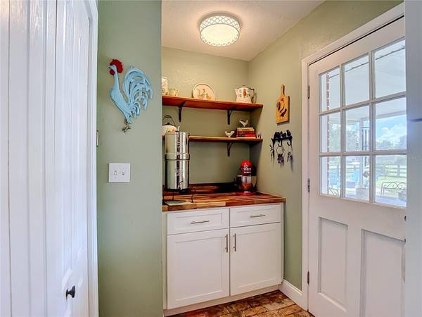 1644 W SOCRUM LOOP RD, Lakeland, FL, 33810 photo 18