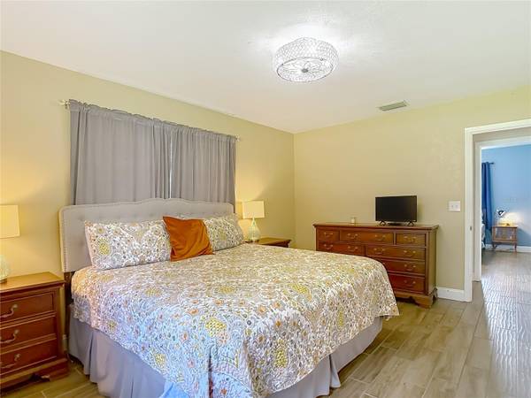 1644 W SOCRUM LOOP RD, Lakeland, FL, 33810 photo 43