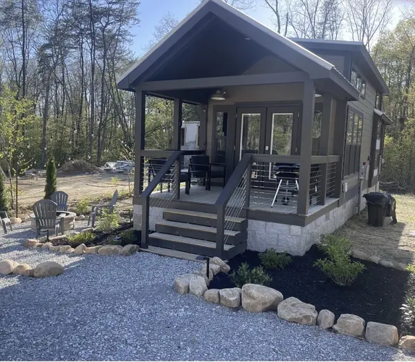 122 Hemlock Cv, Tracy City, TN 37387