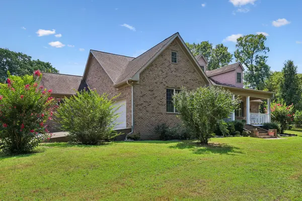 2037 Pulaski Hwy, Fayetteville, TN 37334