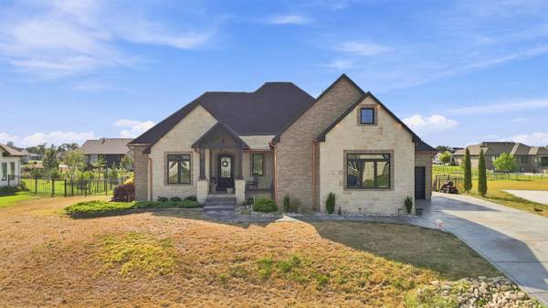 2009 N Clearstone, Goddard, KS 67052