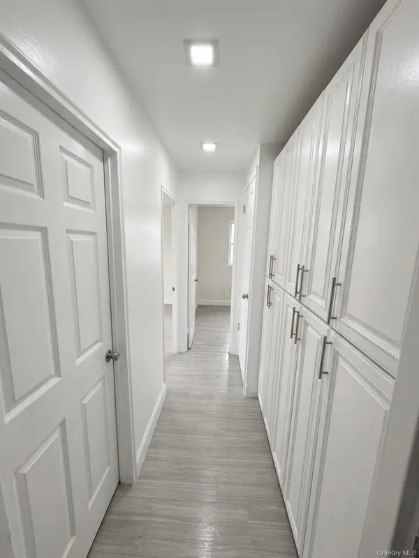 61-25 98th Streets #17E, Rego Park, NY 11374