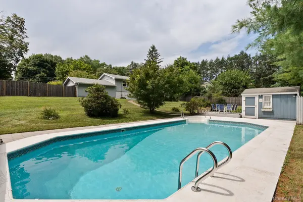 212 State Route 9H, Hudson, NY 12534