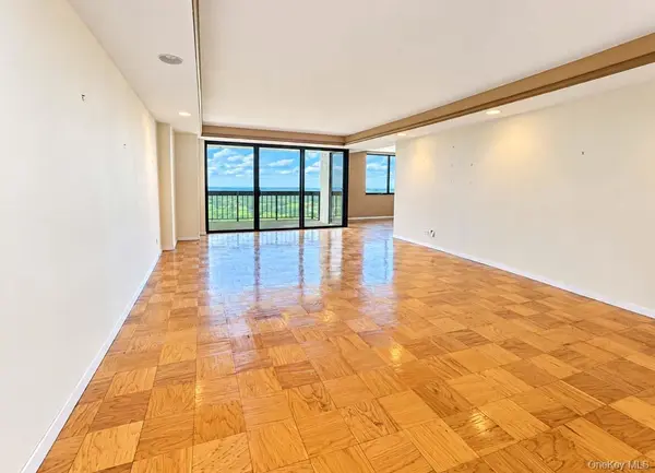 27010 Grand Central #28K, Floral Park, NY 11005