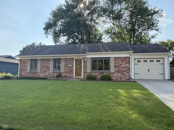 3022 Desoto Way, Columbus, IN 47203