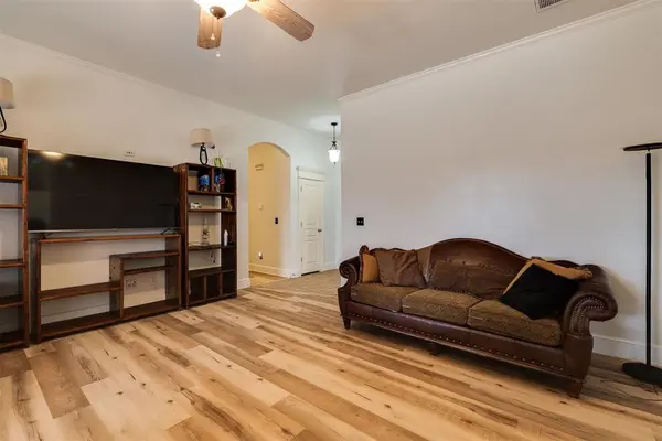 16320 Old Elm LN, Edmond, OK 73013