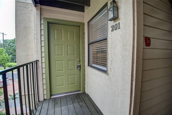 1306 Norwalk LN #201, Austin, TX 78703