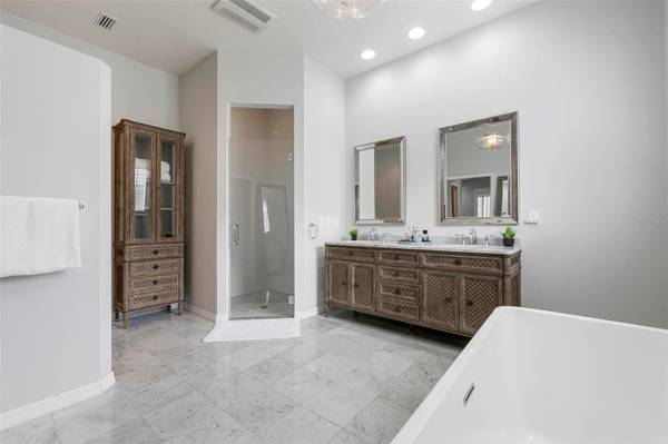 434 TREMINGHAM WAY, Venice, FL, 34293 photo 28