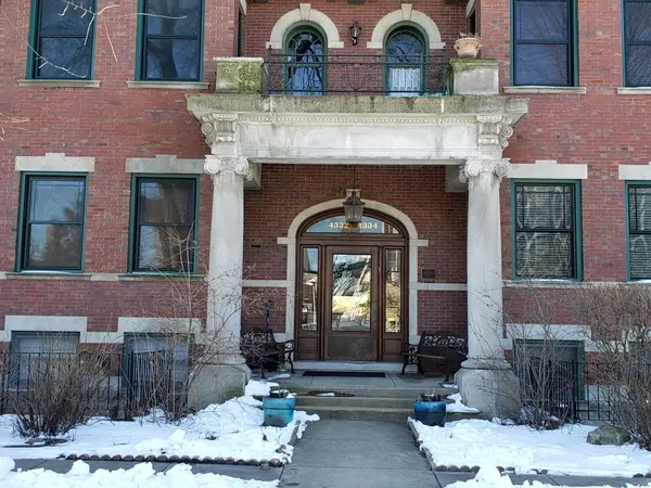 4332 N Sheridan RD #G, Chicago, IL 60613