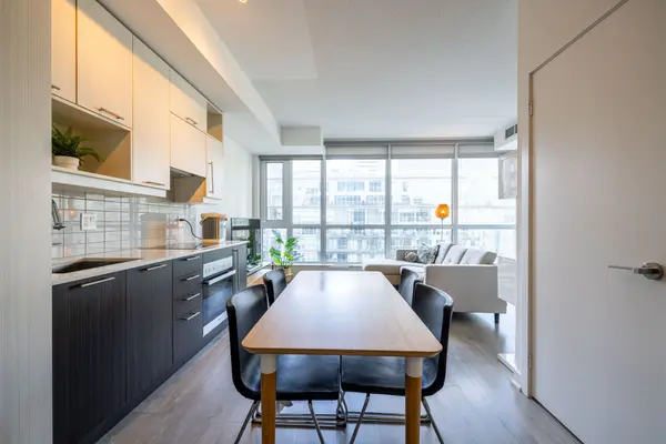 199 Richmond St W ST #1105, Toronto C01, ON M5V 0H4