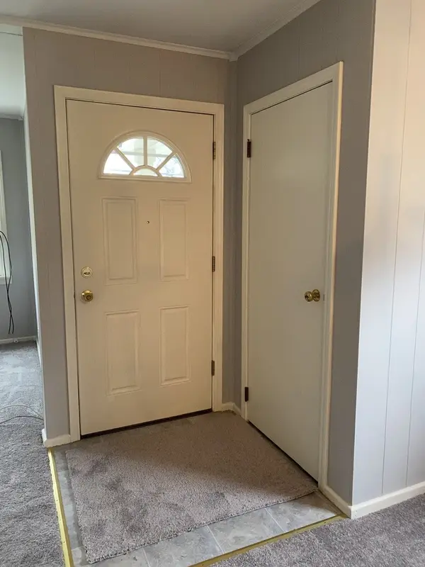 329 Douglas RD, Batavia, IL 60510