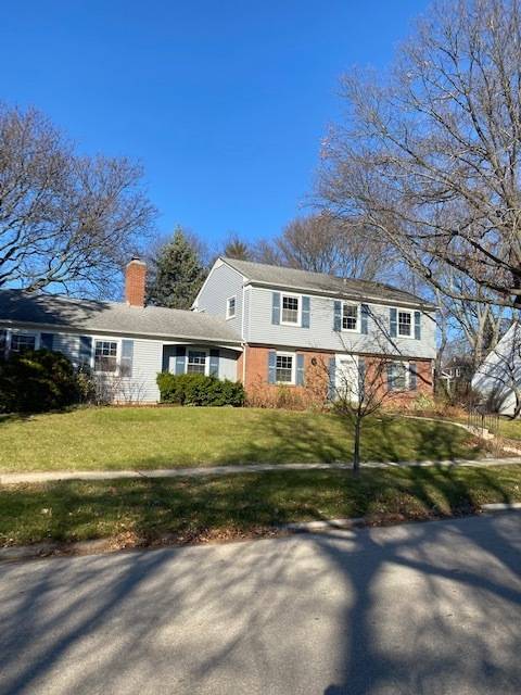 405 Blue Grass CT, Naperville, IL 60563