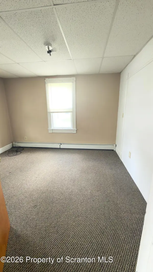 421 4th AVE #Apt 1, Scranton, PA 18505