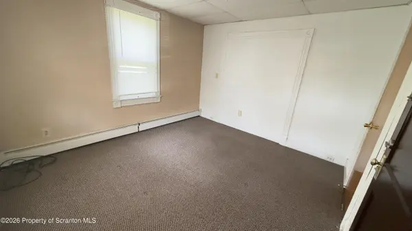 421 4th AVE #Apt 1, Scranton, PA 18505
