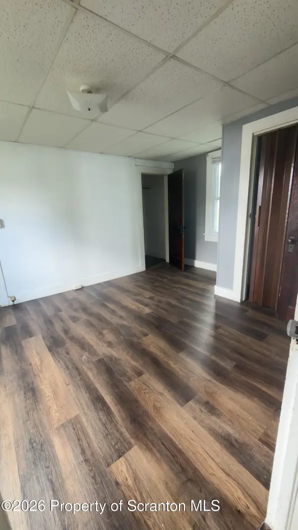 421 4th AVE #Apt 1, Scranton, PA 18505