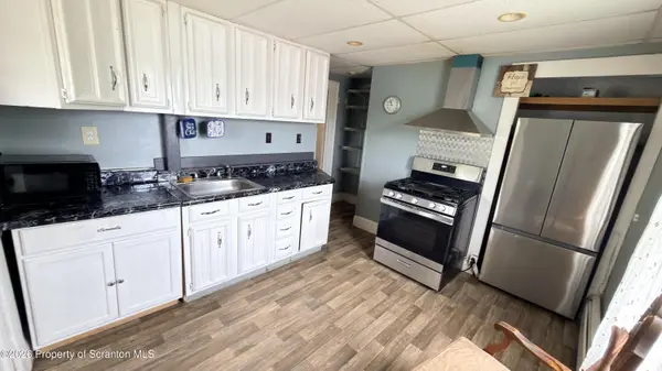 421 4th AVE #Apt 2, Scranton, PA 18505