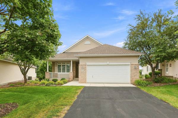 3721 Crossridge WAY, Rosemount, MN 55068