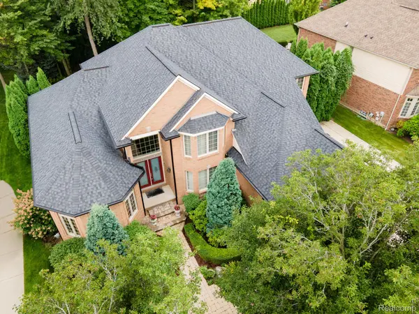 13046 Partridge RUN, Shelby Charter Township, MI 48315