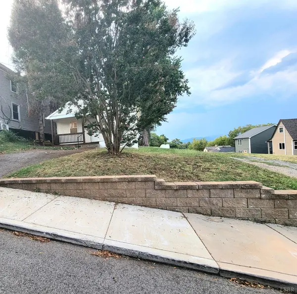 1005 4th ST, Lynchburg, VA 24504
