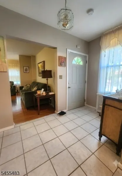 64 James St, Bloomfield Twp., NJ 07003