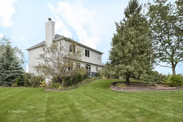9006 Deborah LN, Spring Grove, IL 60081