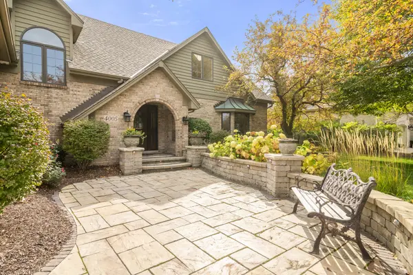 4005 Winberie AVE, Naperville, IL 60564