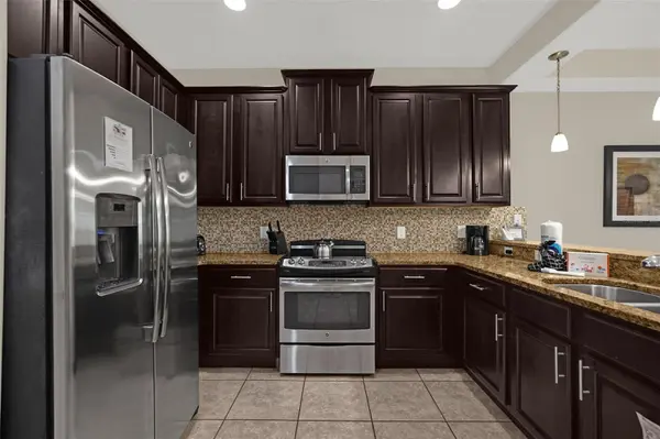 8095 BROOKSVILLE DR, Davenport, FL 33896