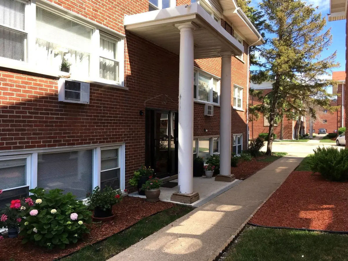 10145 HARTFORD CT #3C, Schiller Park, IL 60176