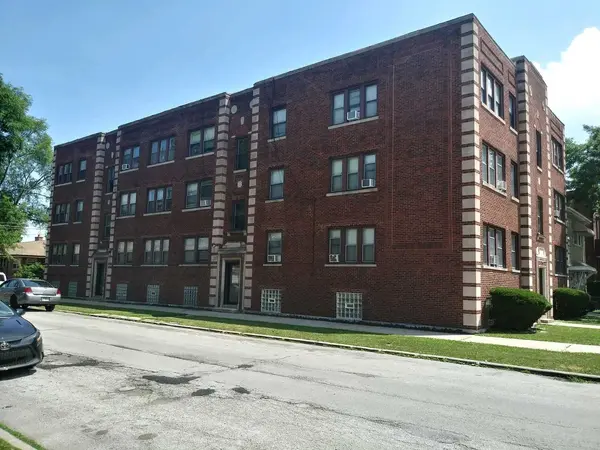 10801 S Prairie AVE, Chicago, IL 60628