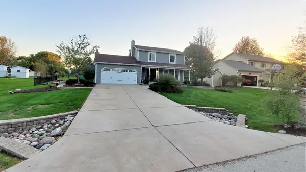 24243 Graver LN, Naperville, IL 60564