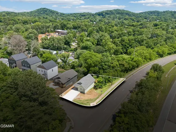 1614 Rugby Avenue, Knoxville, TN 37920