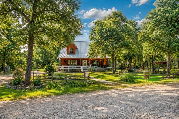 611 Wilson RD, Red Rock, TX 78662