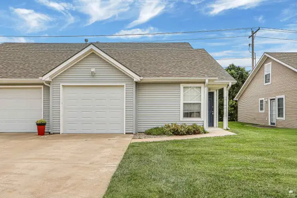 2424 Walden LN, Manhattan, KS 66502
