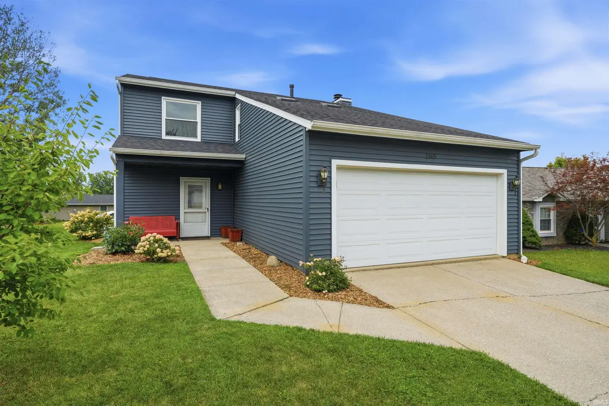 2115 Cortez DR, Kendallville, IN 46755-3008