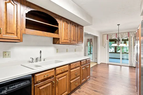 4396 Redman DR, Greenwood, IN 46142