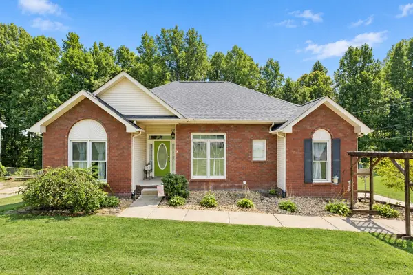 183 Hickory Hollow Dr, Dickson, TN 37055