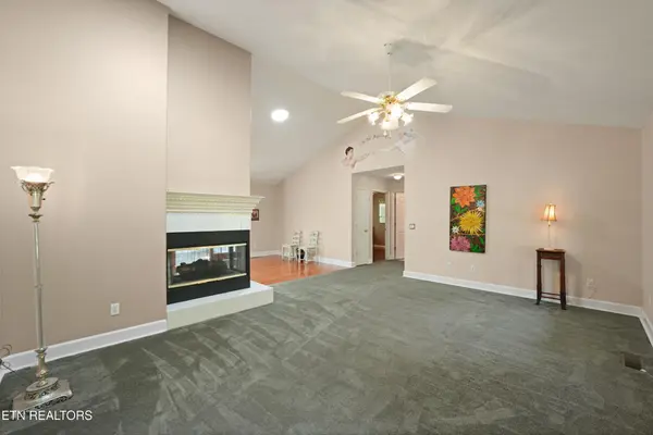 117 Lynhurst Drive, Crossville, TN 38558