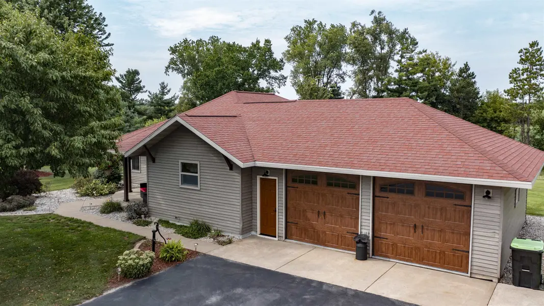 N4789 VESEY LAKE RD, Ogdensburg, WI 54962
