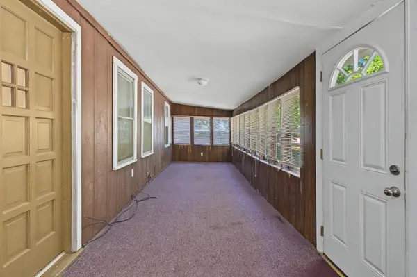 5808 S Southeast Blvd, Derby, KS 67037