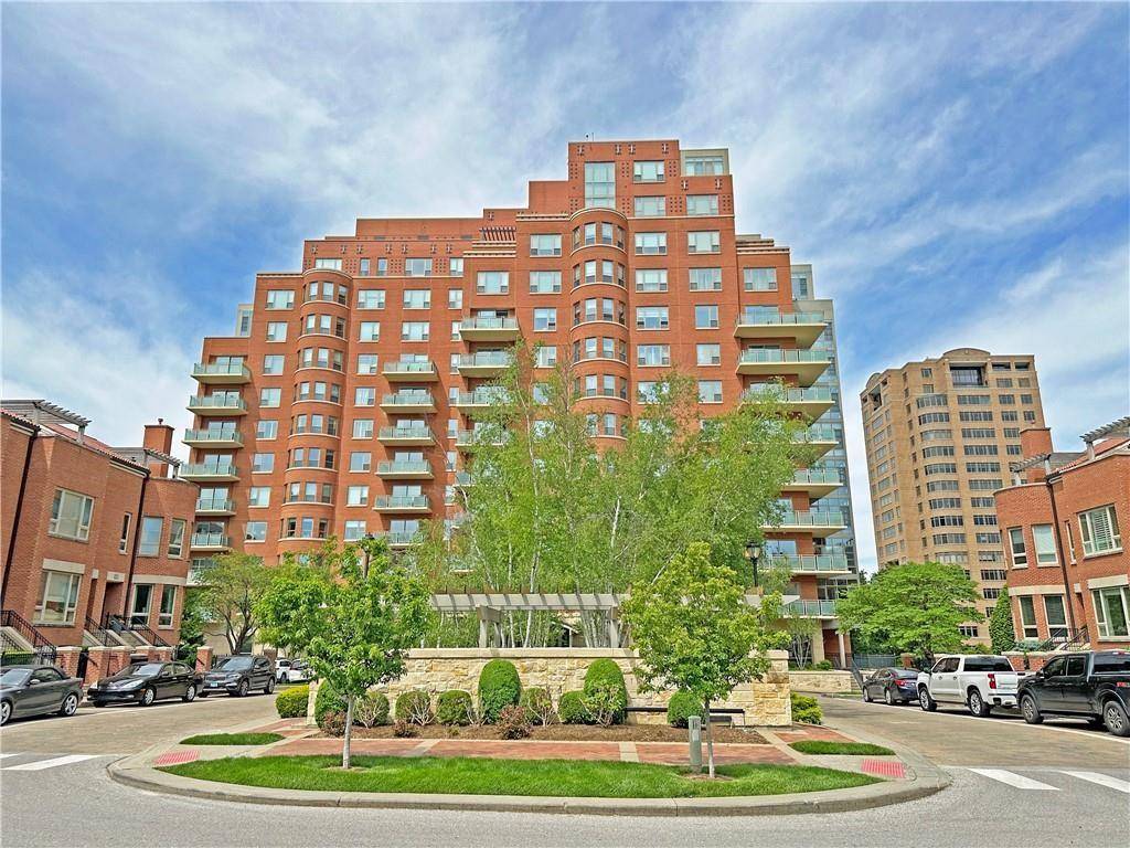 4950 Central ST #302, Kansas City, MO 64112